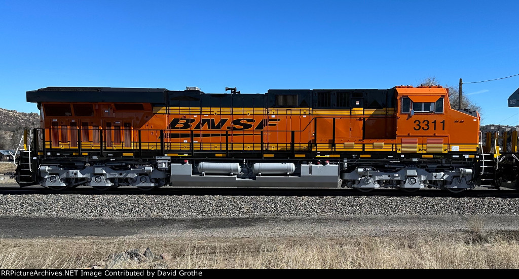 BNSF 3311